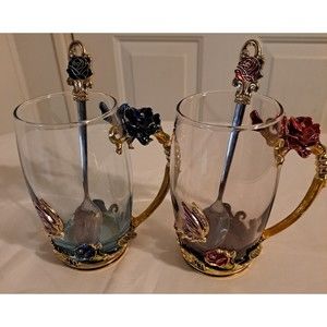 2 ARC Glass Mug And Spoon Set 1 Red And 1 Blue Mug With Metal Rose And Butterfly